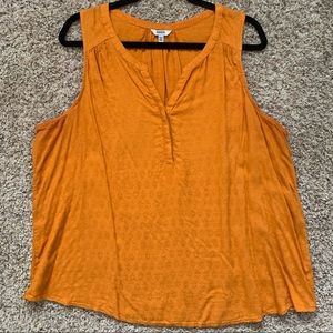 Sonoma Orange Textured 3-Button Pintuck Tank